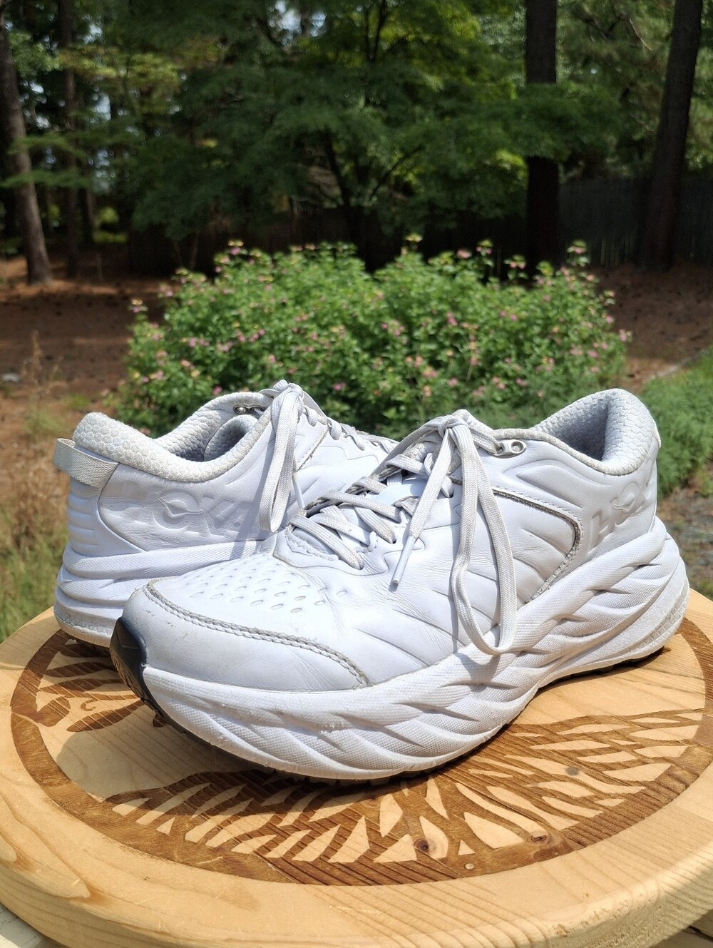 Hoka One One Women's Bondi SR White Leather Slip Resistant Sneakers Sz 8 READ - Picture 12 of 12